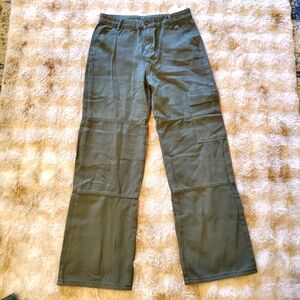 Commense Women's Olive Green Cargo Pants, NWT, Size M